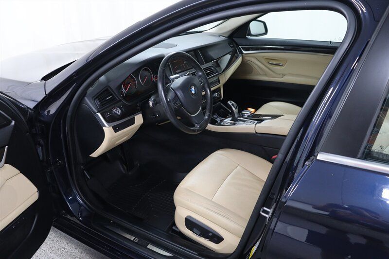 Used 2016 BMW 535i xDrive Sedan AWD/4WD image 17