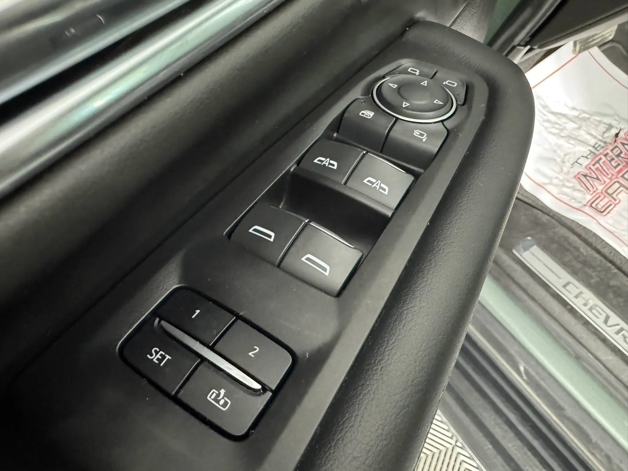 Used 2023 Chevrolet Suburban Premier AWD/4WD image 44
