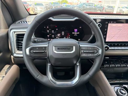 New 2026 GMC Canyon Denali AWD/4WD image 10