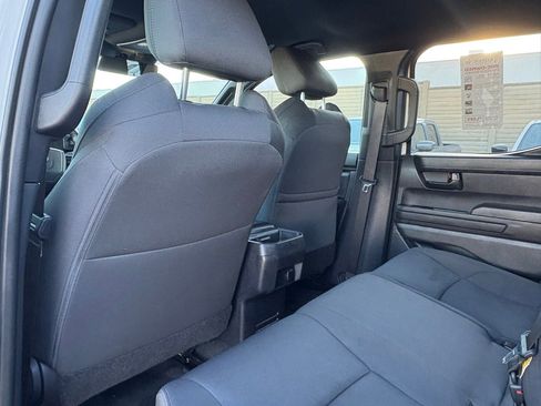 Used 2025 Toyota Tacoma SR5 image 37