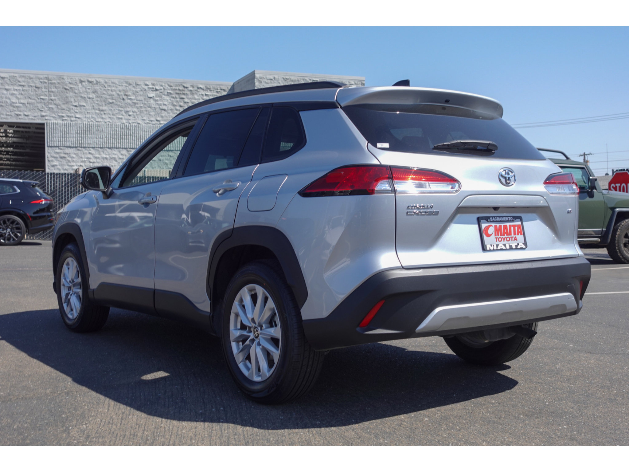 Certified 2025 Toyota Corolla Cross LE FWD image 5