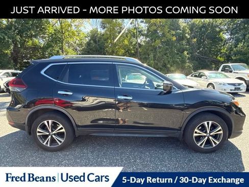 Certified 2020 Nissan Rogue SV w/ Premium Package AWD/4WD image 11