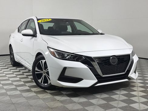 Used 2023 Nissan Sentra SV image 2
