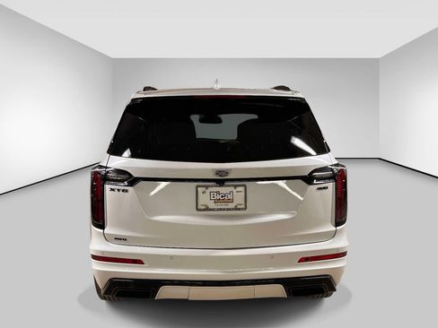 Used 2023 Cadillac XT6 Sport w/ LPO, ONYX Package AWD/4WD image 4