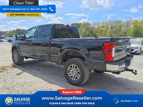 Used 2019 Ford F350 Lariat w/ Lariat Ultimate Package image 3