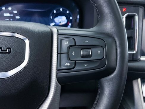 Used 2023 GMC Yukon Denali image 50