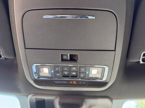 Certified 2025 Ford F150 Platinum AWD/4WD image 26