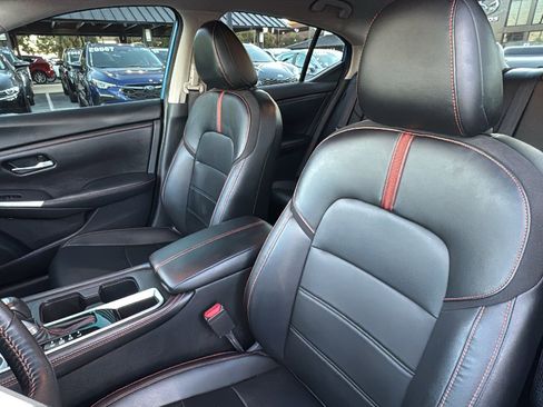 Used 2024 Nissan Sentra SR w/ SR Premium Package image 15