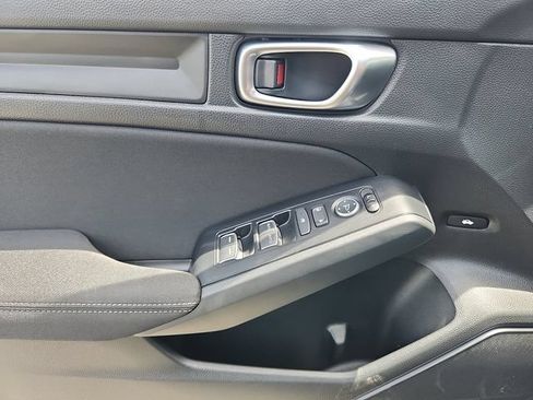 Certified 2025 Honda Civic LX image 13