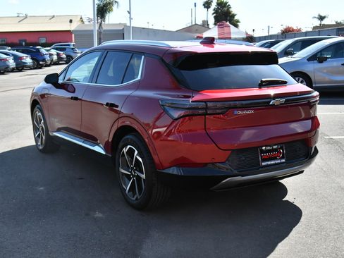 Used 2024 Chevrolet Equinox EV LT w/ LPO, Trailering Package image 6