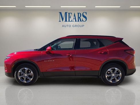 Used 2024 Chevrolet Blazer LT w/ Convenience Package image 2