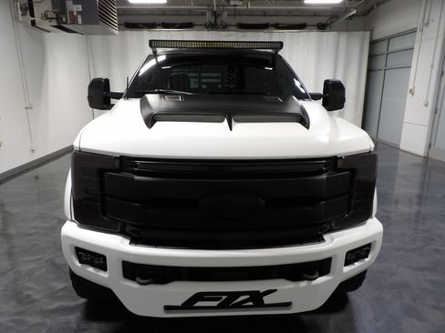 Used 2019 Ford F250 Lariat w/ Lariat Ultimate Package AWD/4WD image 4