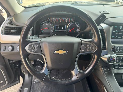 Used 2019 Chevrolet Suburban LT AWD/4WD image 30
