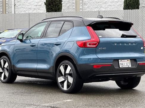Used 2023 Volvo XC40 Recharge Ultimate w/ Protection Package Premier image 6