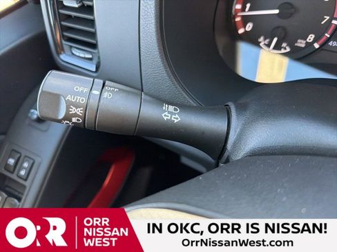 Used 2023 Nissan Frontier PRO-4X w/ Technology Package image 29