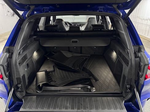 Used 2022 BMW X5 M w/ Executive Package AWD/4WD image 60