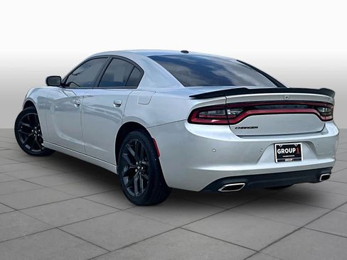 Used 2022 Dodge Charger SXT w/ Blacktop Package RWD image 11