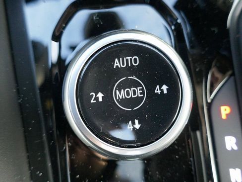 New 2026 Chevrolet Colorado ZR2 w/ Technology Package image 22