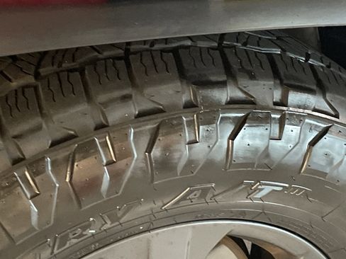 Used 2025 Lexus LX 700h Overtrail image 33