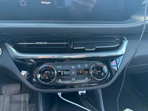 Used 2024 Buick Envista Sport Touring w/ Convenience I Package FWD image 14