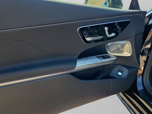 New 2026 Mercedes-Benz CLE 300 4MATIC Coupe image 7