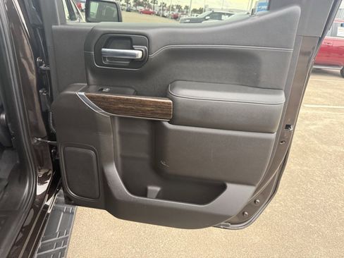 Used 2020 GMC Sierra 1500 Elevation w/ Elevation Value Package image 39