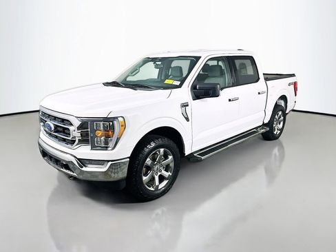 Used 2022 Ford F150 XLT w/ Equipment Group 302A High AWD/4WD image 3