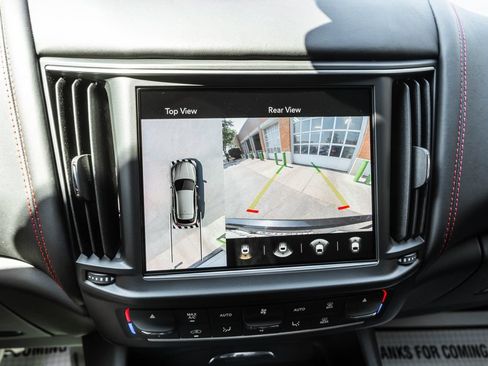 Used 2021 Maserati Levante S GranSport AWD/4WD image 11