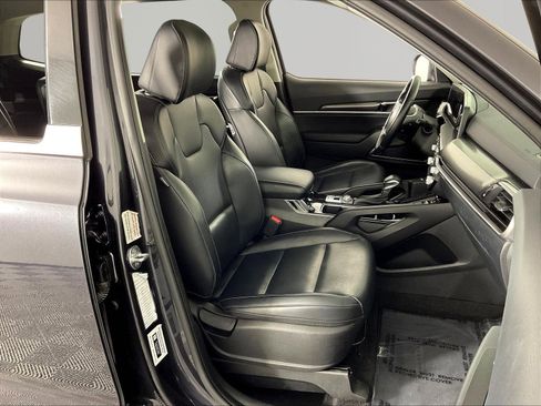 Used 2025 Kia Telluride S AWD/4WD image 29