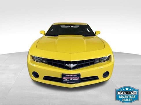 Used 2013 Chevrolet Camaro LS RWD image 2