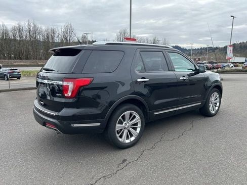 Used 2019 Ford Explorer Limited w/ Class III Trailer Tow Package image 2