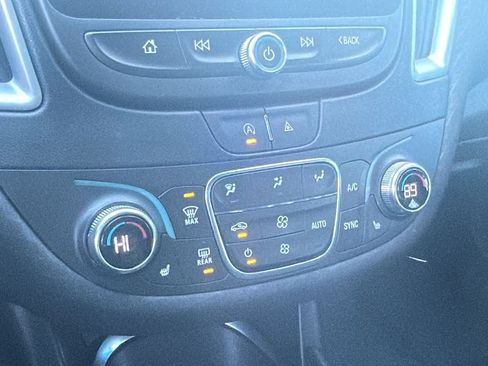 Used 2023 Chevrolet Malibu LT image 23