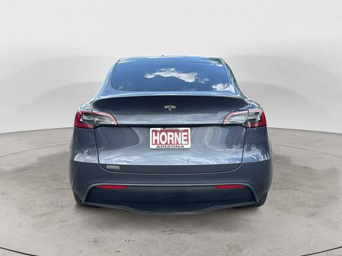Used 2023 Tesla Model Y Long Range AWD/4WD image 4
