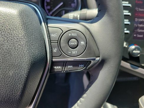 Used 2019 Toyota Camry XLE FWD image 29