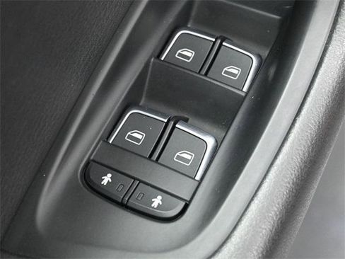 Used 2017 Audi A6 2.0T Premium Plus w/ Premium Plus Package image 13