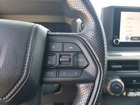 Used 2024 Toyota Tacoma SR5 image 18