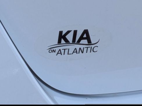 Used 2024 Nissan Sentra S FWD image 13