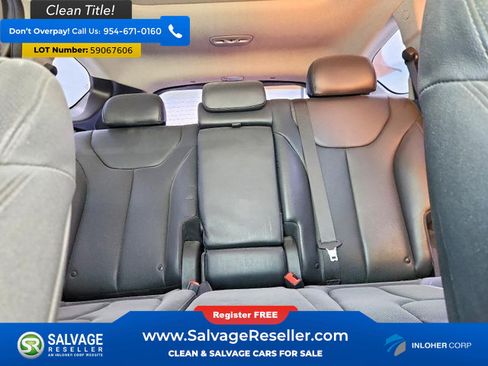 Used 2020 Hyundai Santa Fe SEL FWD image 13
