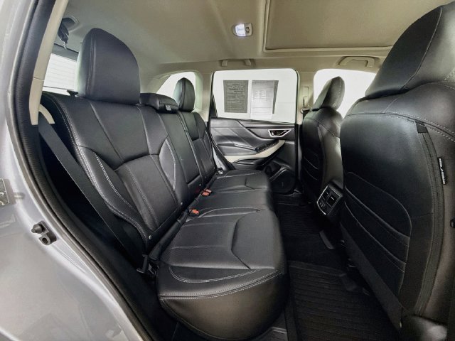 Used 2023 Subaru Forester Limited AWD/4WD image 30