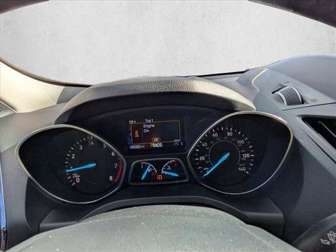 Used 2017 Ford Escape Titanium w/ Equipment Group 301A image 17