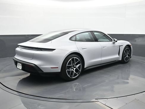 Used 2025 Porsche Taycan RWD image 24