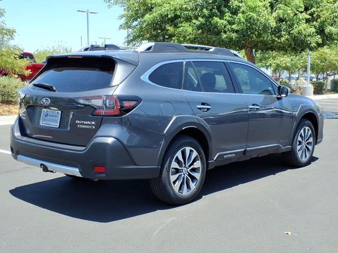Used 2024 Subaru Outback Touring XT AWD/4WD image 7