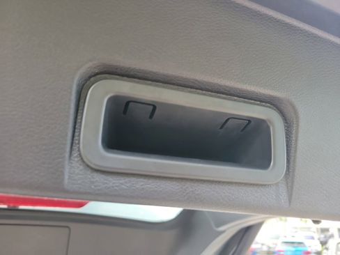 Certified 2025 Nissan Rogue SV image 15