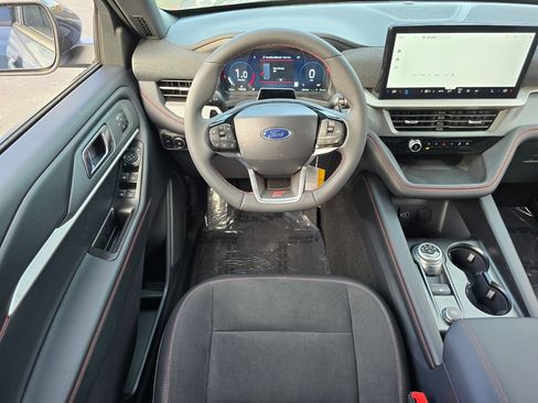 New 2026 Ford Explorer ST AWD/4WD image 17