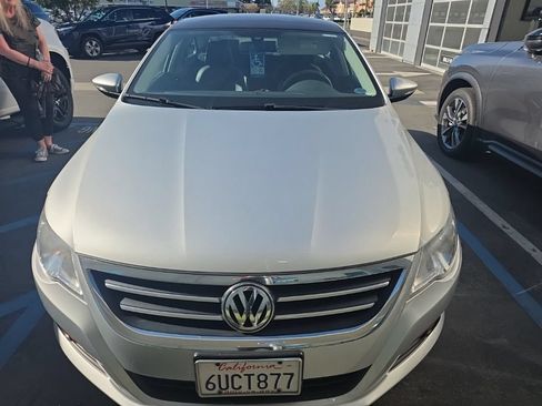 Used 2012 Volkswagen CC Lux FWD image 2