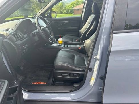 Used 2022 Honda Passport TrailSport image 9