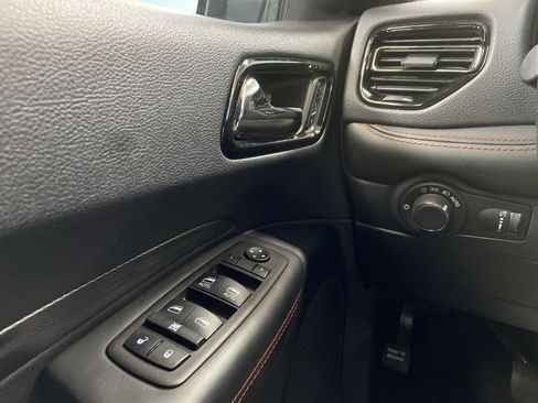 Certified 2024 Dodge Durango GT image 24