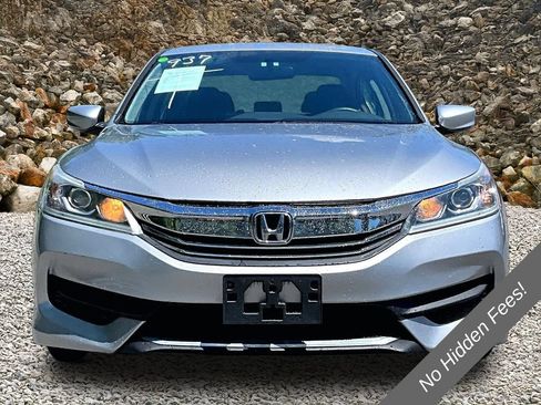 Used 2016 Honda Accord LX image 3