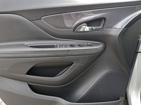 Used 2022 Buick Encore Preferred w/ Safety Package image 13