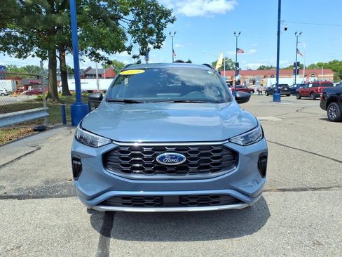 Certified 2024 Ford Escape ST-Line w/ Tech Pack #1 AWD/4WD image 3